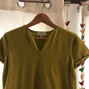 Talbots T-Shirt with a notch detail